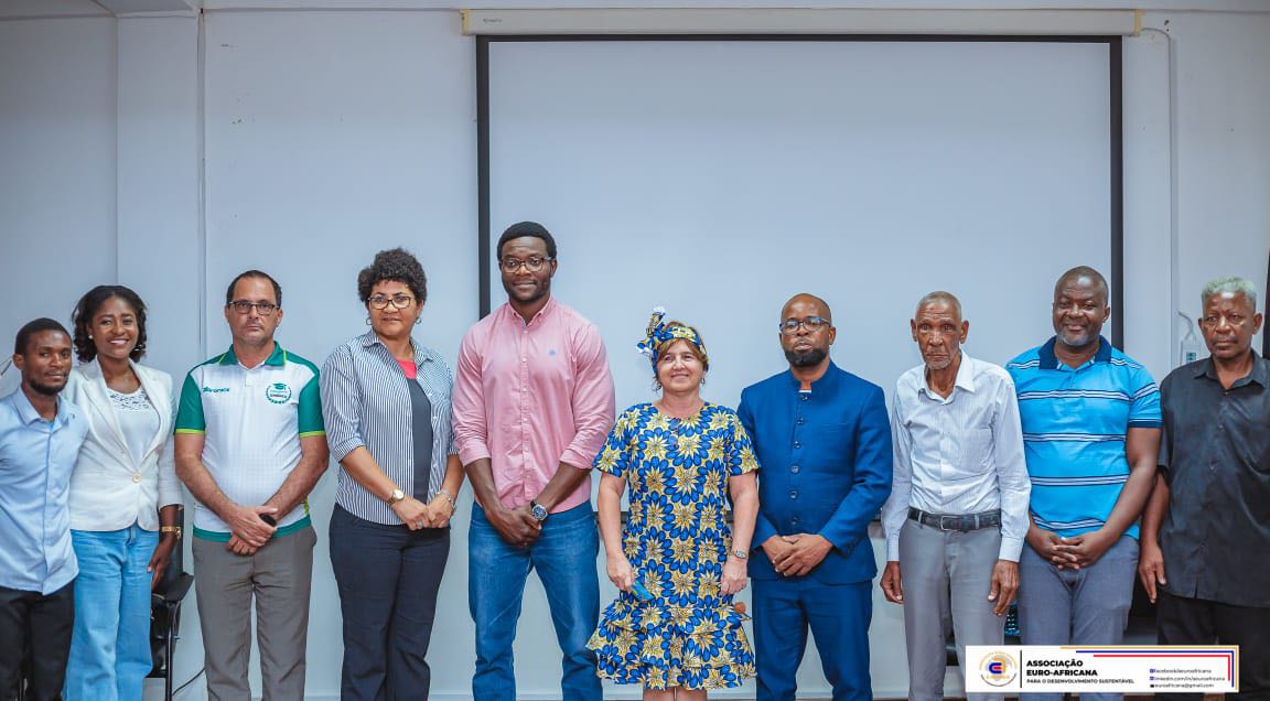 MESA REDONDA SOB O LEMA “MULHERES NA EDUCAÇÃO